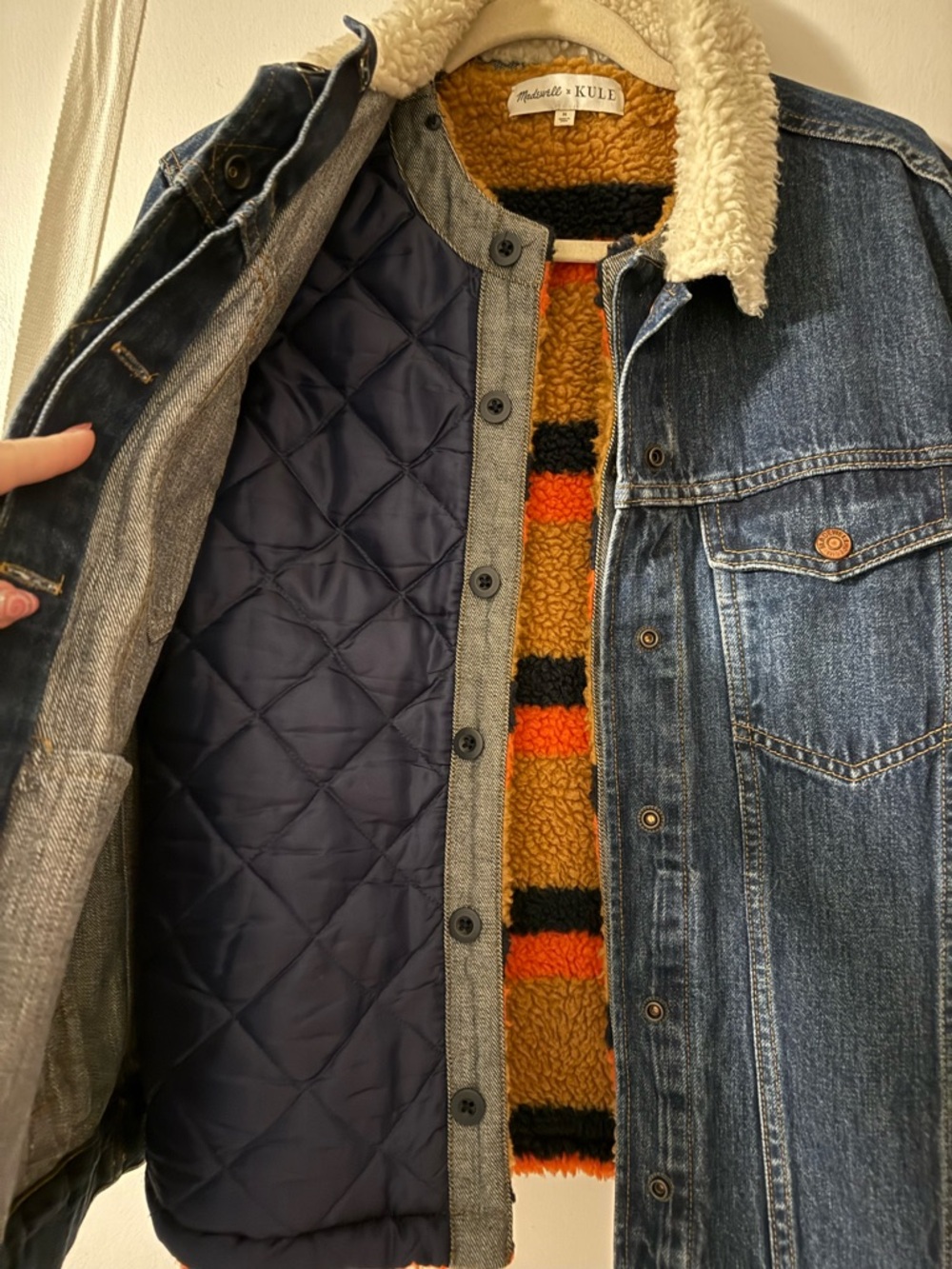 New Madewell x Kule Dark Blue Denim Jacket with Cream Sherpa Collar - Picture 2 of 4